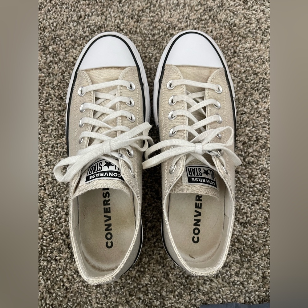 Women’s Converse Chuck Taylor All Star Metallic Low Top Platform Sneakers Sz 9 - Picture 2 of 11